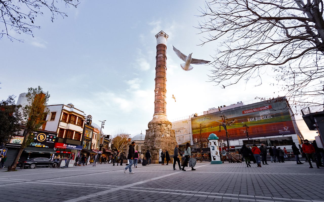 Çemberlitaş Sütunu