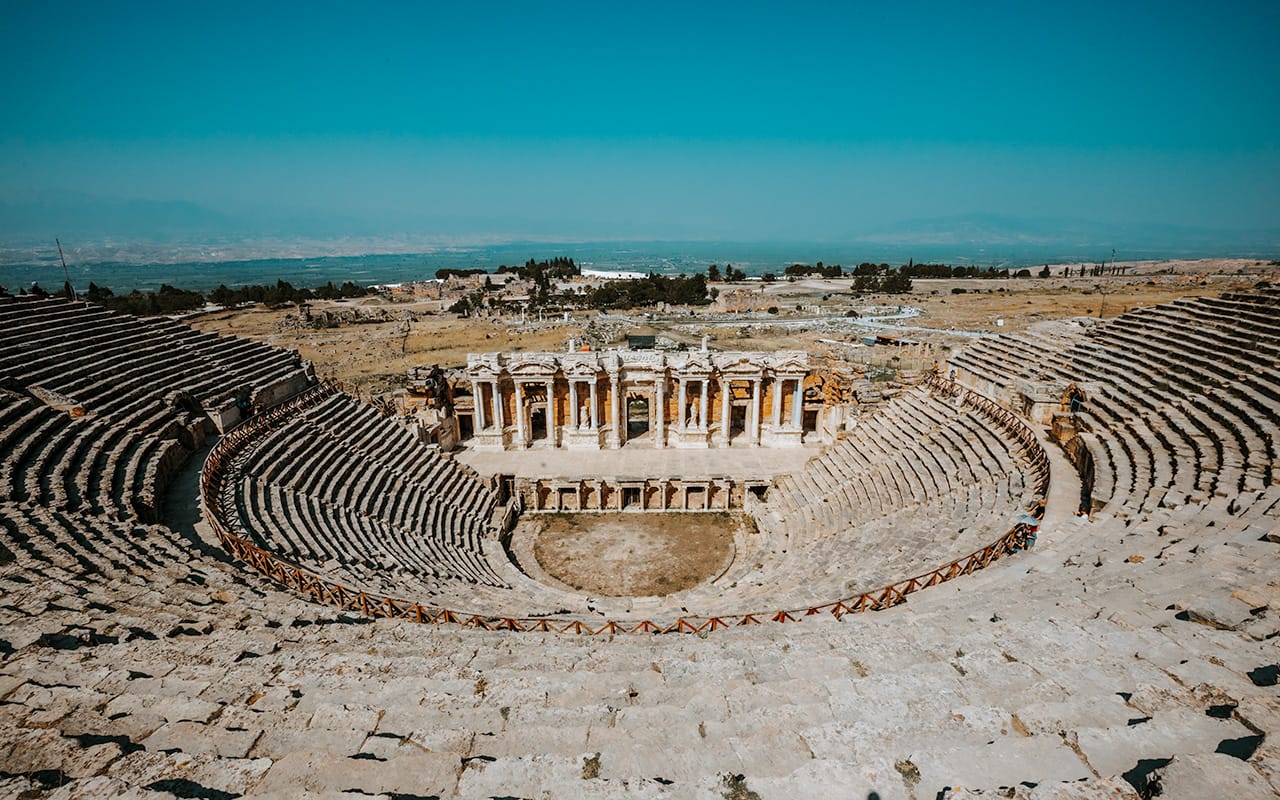 Denizli Hierapolis (Pamukkale) Ören Yeri: Doğa ve Tarihin Muhteşem Uyumu 🌊🏛️🌅