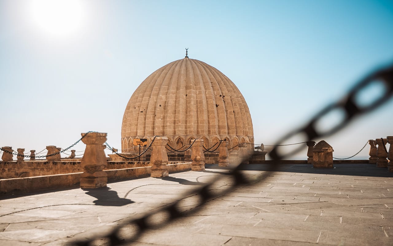 Zinciriye Medresesi: Mardin’de Tarihin İzinde Bir Yolculuk 📸🕌🌅