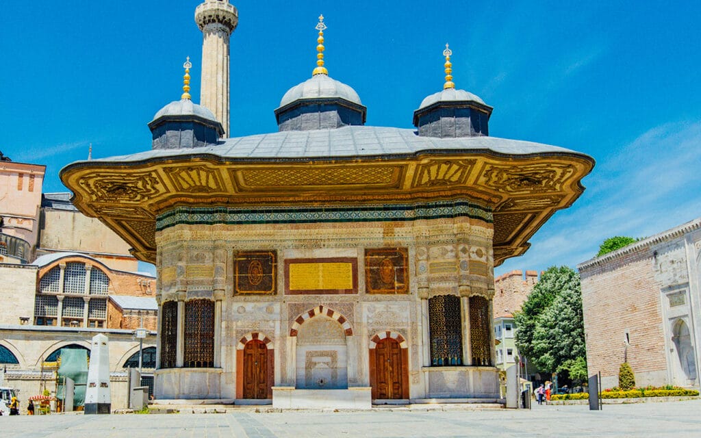 III_ahmed_cesmesi-2